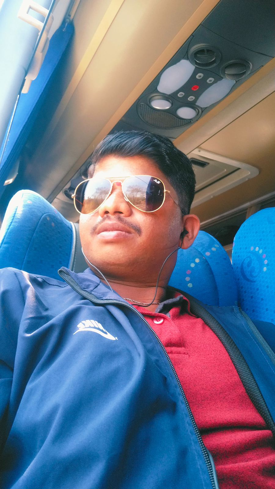 TRAILORS AND LONG CONTAINERS VEHICLES DRIVERS AVAILABLE